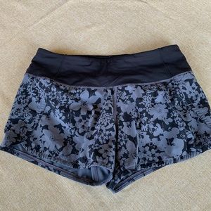 Lululemon speed shorts size 4 4” inseam